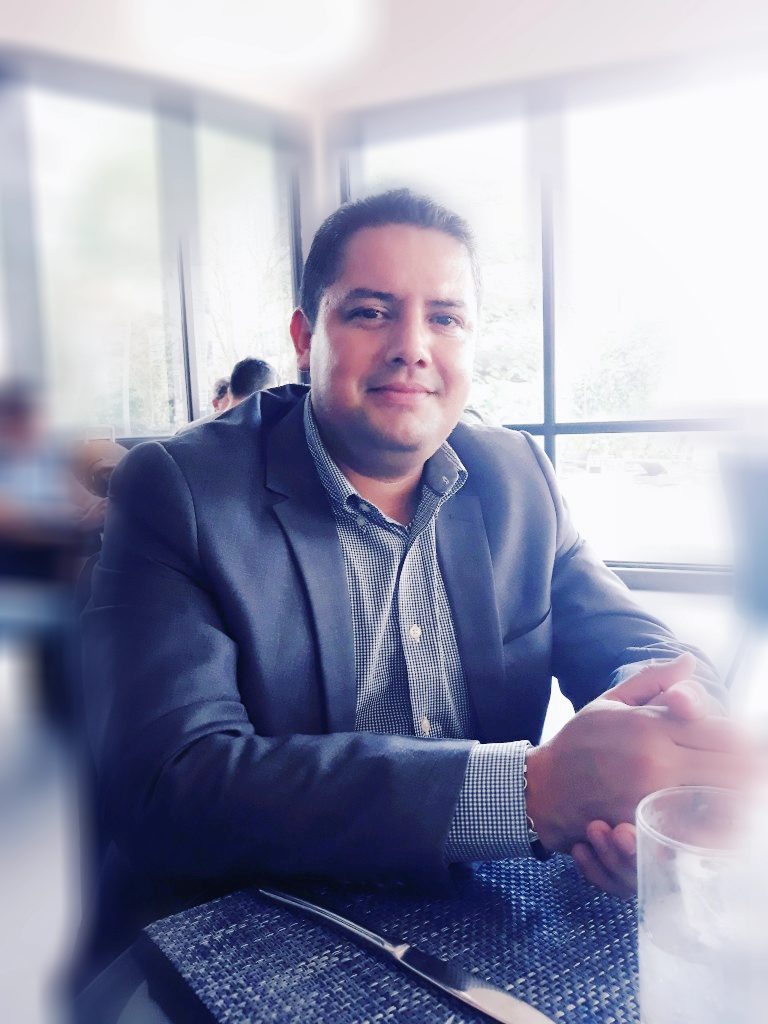 Lcdo ADOLFO